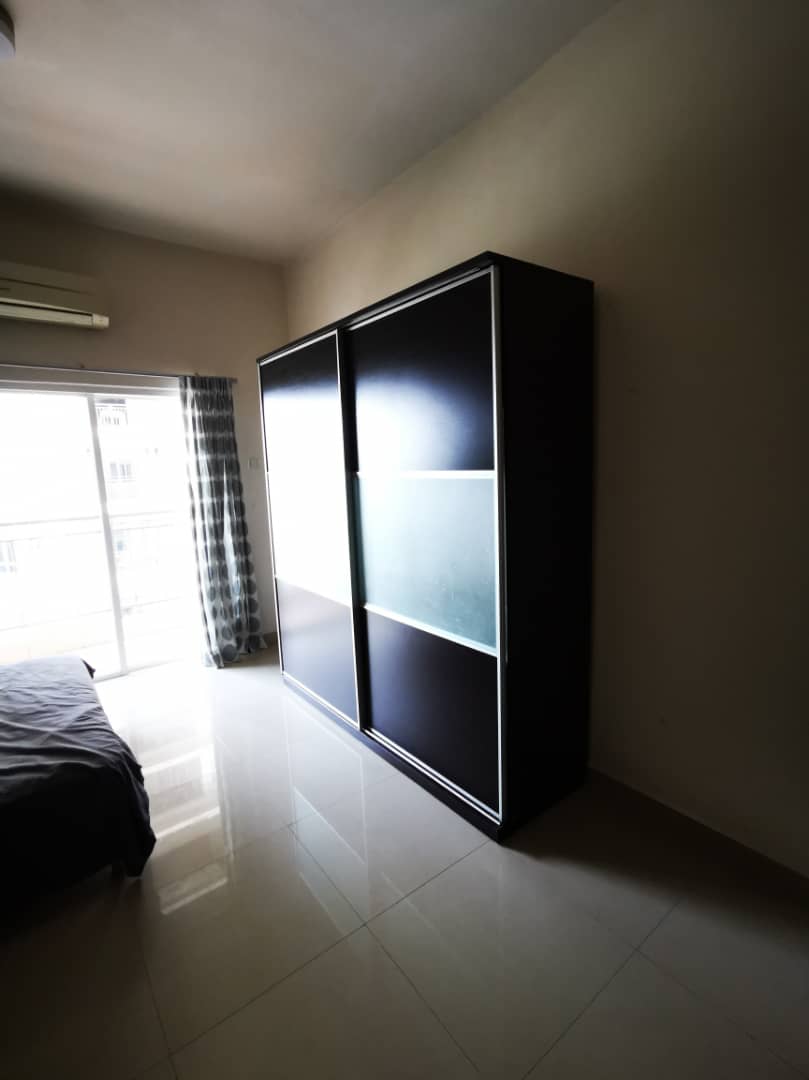Windsor Tower 640 Sq Ft Studio Fully Furnished - photo 2