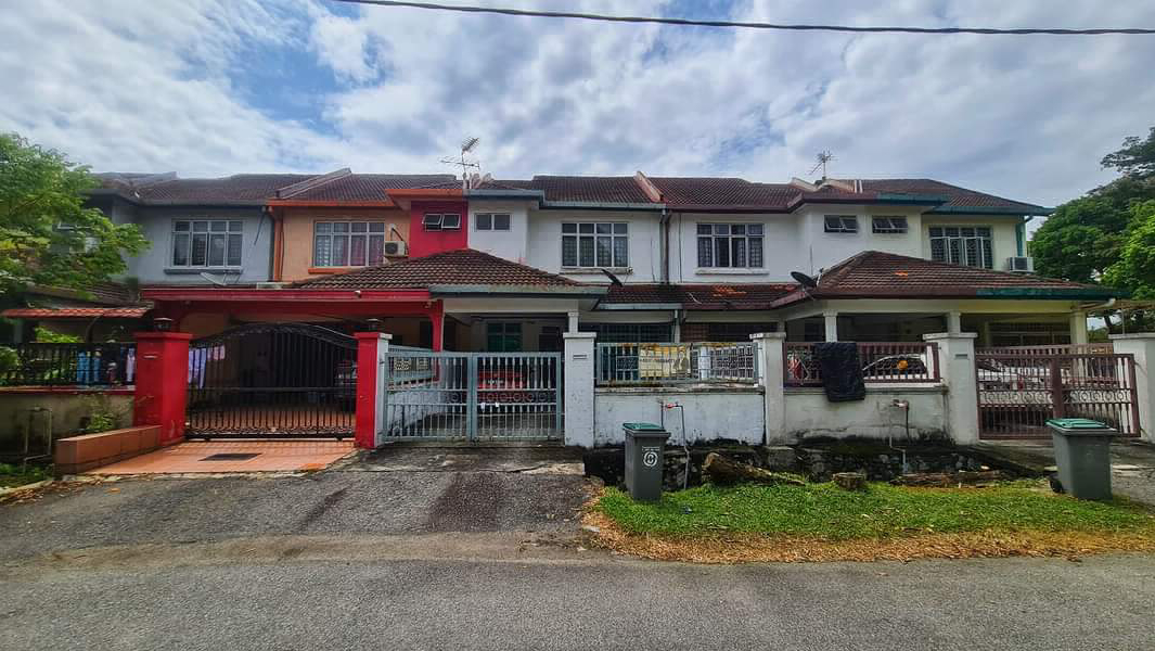 [Hot Area+Open Facing] Taman Desa Cempaka Bandar Baru Nilai Freehold NonBumi 2 Storey For Sale