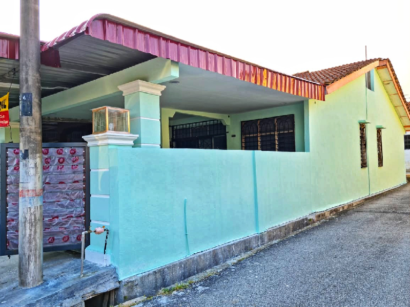 Taman Seremban Jaya Freehold Endlot Single Storey For Sale.