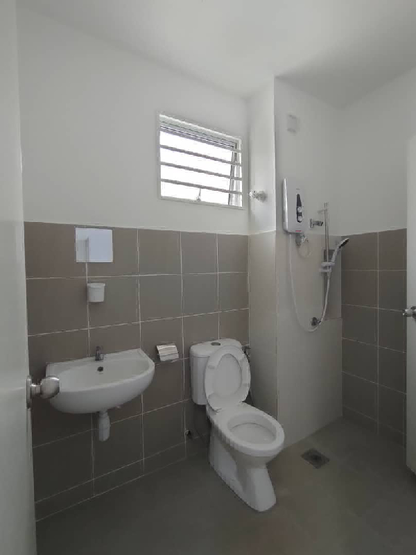 Hot Area Ara Impian @ Seremban 2 Partially Furnish Double Storey For Rent. - photo 8