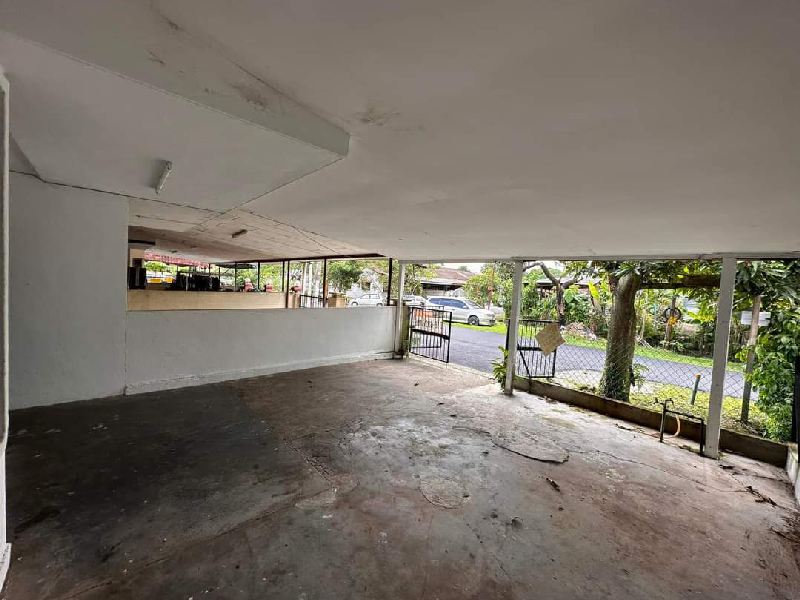 TAMAN DESA ROS KAJANG FREEHOLD NON BUMI ENDLOT SINGLE STOREY UNTUK DI JUAL