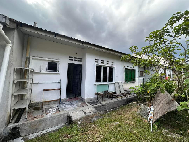 TAMAN DESA ROS KAJANG FREEHOLD NON BUMI ENDLOT SINGLE STOREY UNTUK DI JUAL - photo 3