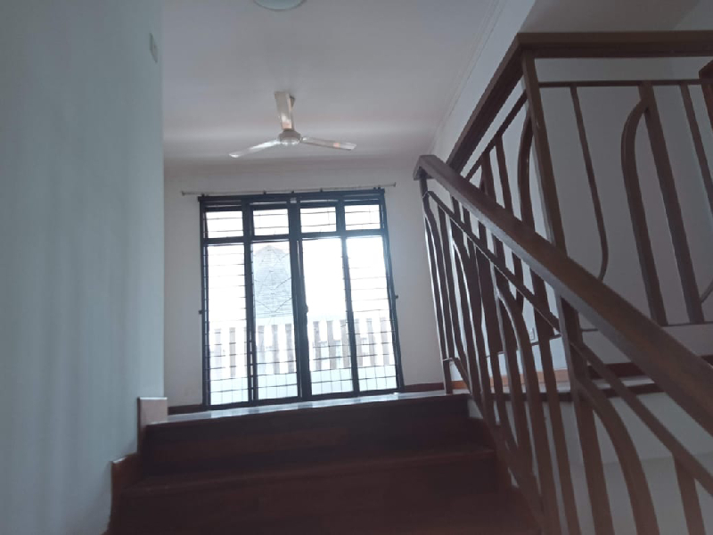 PARTIAL FURNISH Semi Detached Presint 15 - photo 12