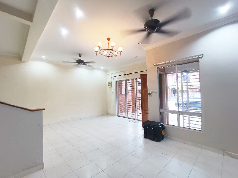 RENOVATED 2 Storey Terrace Alam Budiman, Sek U10, Shah Alam  - photo 10