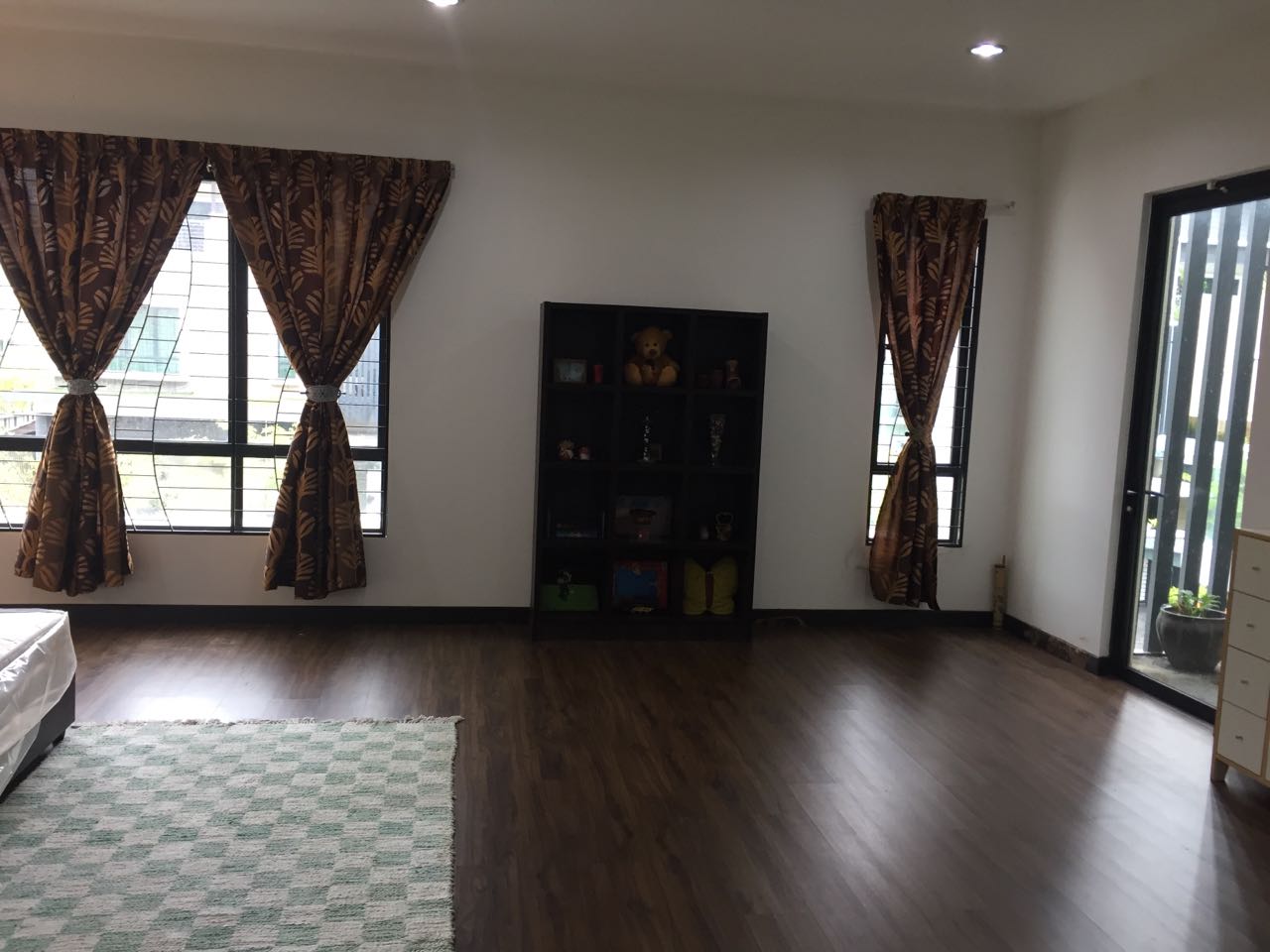 3 Storey Semi D Near to Pavillion 2 and Golf Club - photo 10