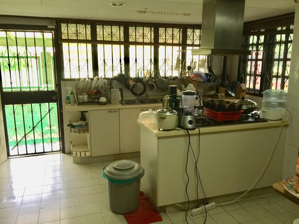 Bungalow 14 Jln Awan Kerawang Mr Sham - photo 9