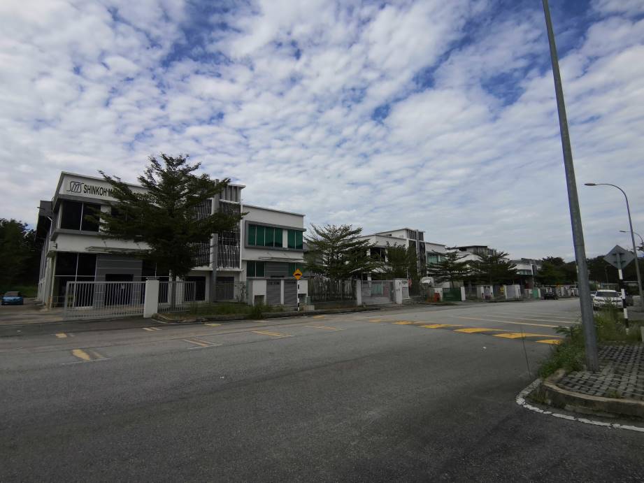 3 Bukit Rawang Jaya Mr Tan - photo 2