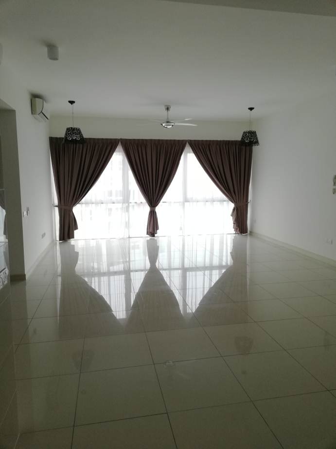 1,523sf 3R3B Seringin Residence Ms Poh - photo 2