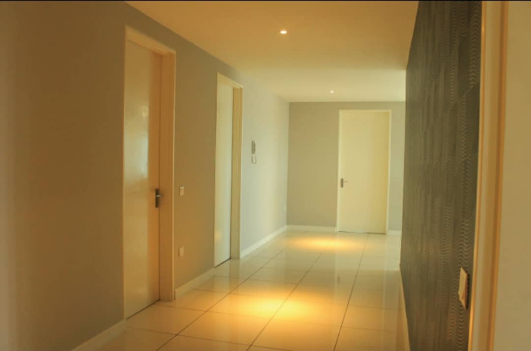 Dual Key BIG Unit 2,638sf Seringin Residence - photo 2