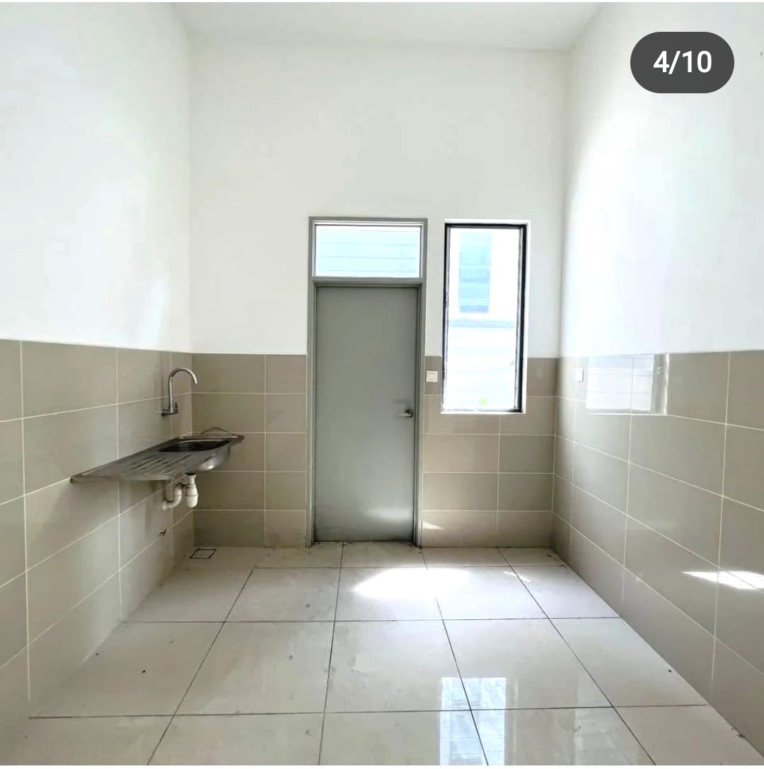 3 Sty Brand New Unit Desahill Villa Face North - photo 6
