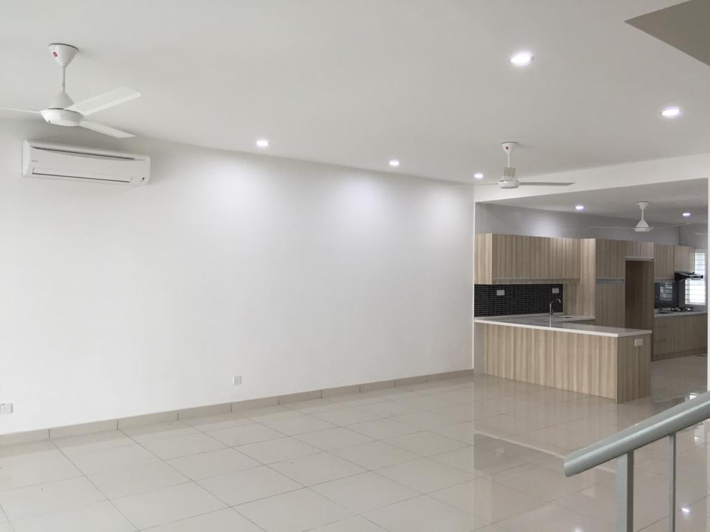 3 Sty 6 Bedrooms Partly Furnished Unit Seri Jalil - photo 2