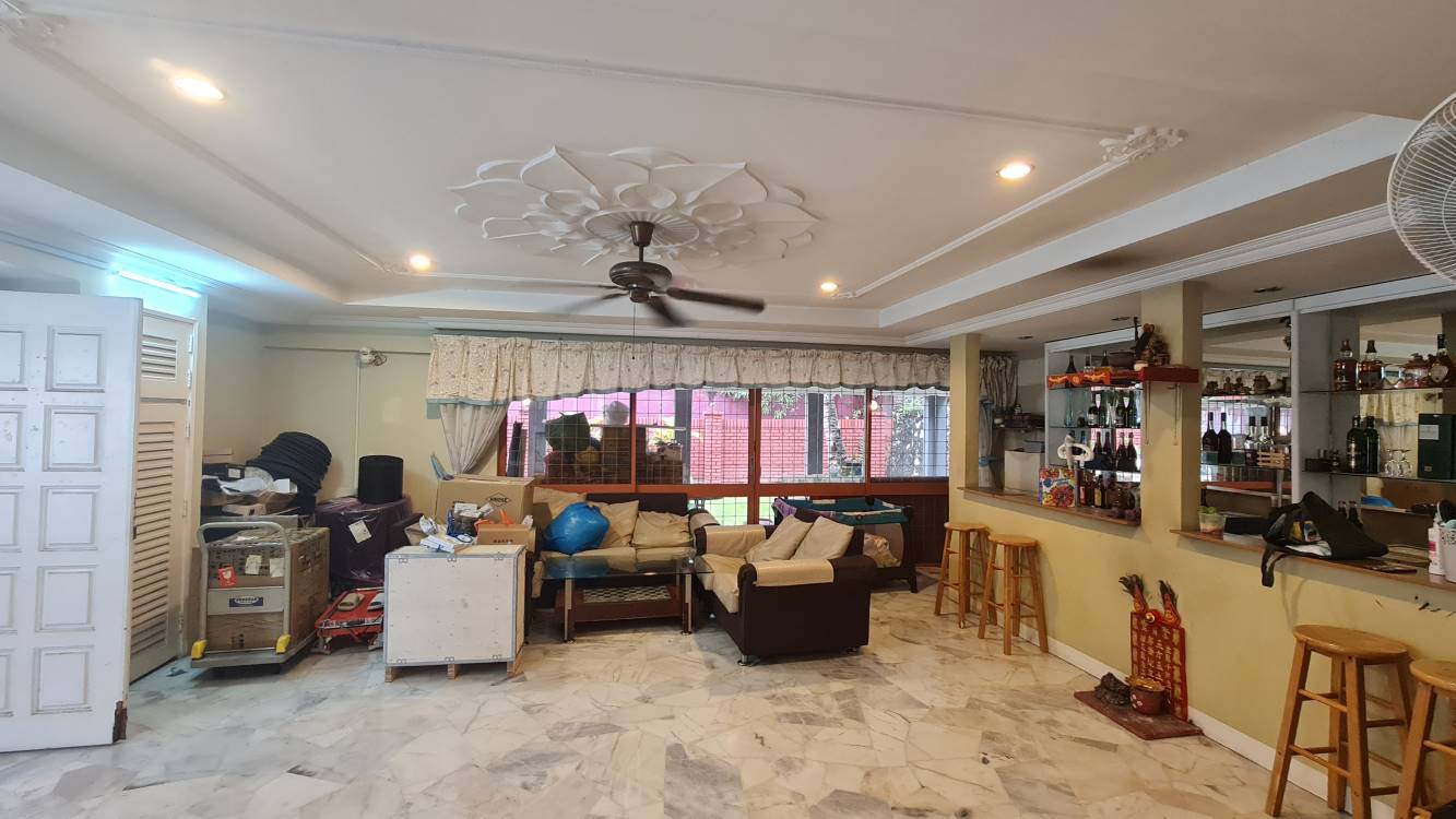 2 Sty Bungalow Taman Oug - photo 5