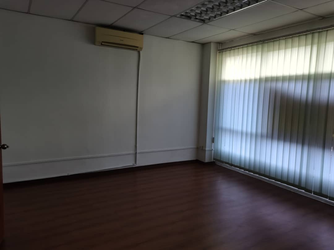 Glenmarie Shah Alam 1st Floor Office For Rent - photo 3