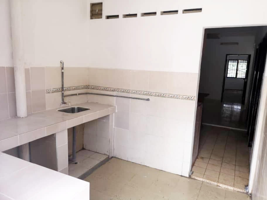 Single Storey Terrace Bandar Seri Ehsan Banting - photo 3