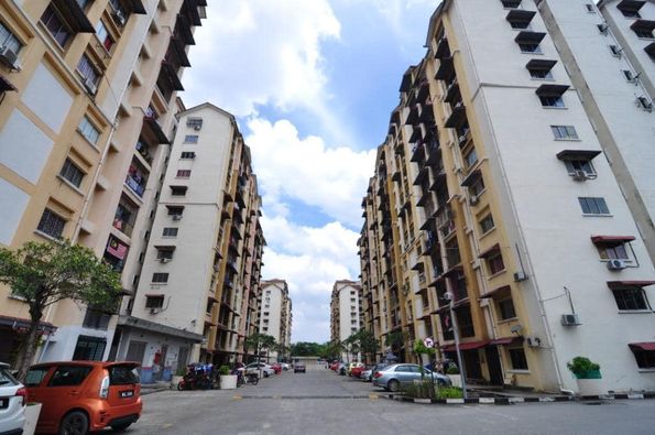 APARTMENT VISTA LAVENDER BANDAR KINRARA PUCHONG - photo 2