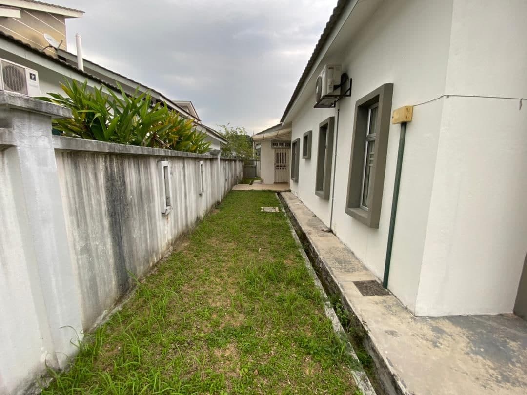 1 STOREY SEMI D TMN JENDERAM MURNI DENGKIL SEPANG - photo 3