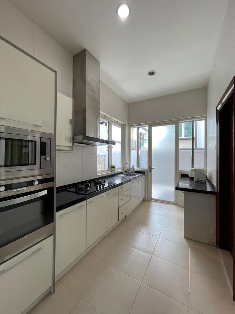 CANTIK 3 STOREY SEMI-D NUSA TROPIKA AMPANG JAYA - photo 2