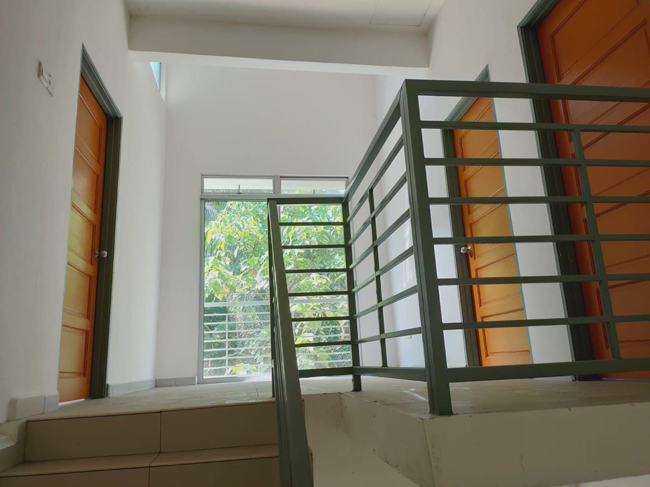 END LOT 2 STOREY TAMAN LANGAT INDAH BANTING - photo 4