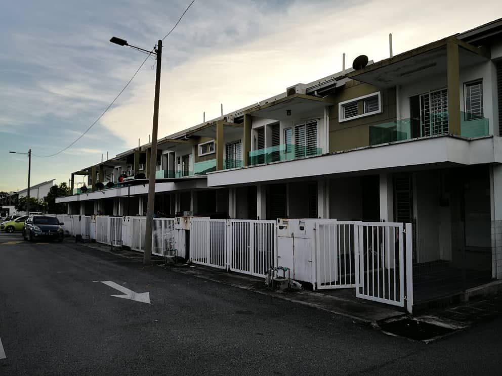 PEARL VILLA TOWNHOUSE SP4 BANDAR SAUJANA PUTRA - photo 10