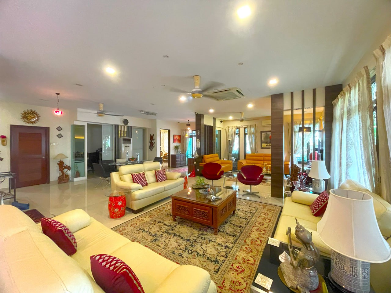 CORNER SEMI-D 2 STOREY BEVERLY HEIGHTS UKAY AMPANG - photo 2