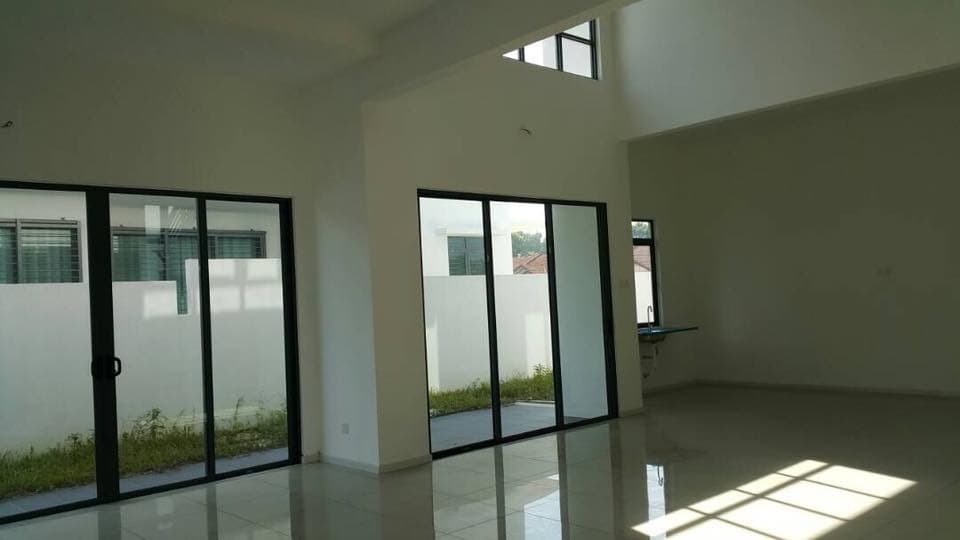 NEW 3 STOREY BUNGALOW LAMBAIAN RESIDENCE BANGI - photo 7
