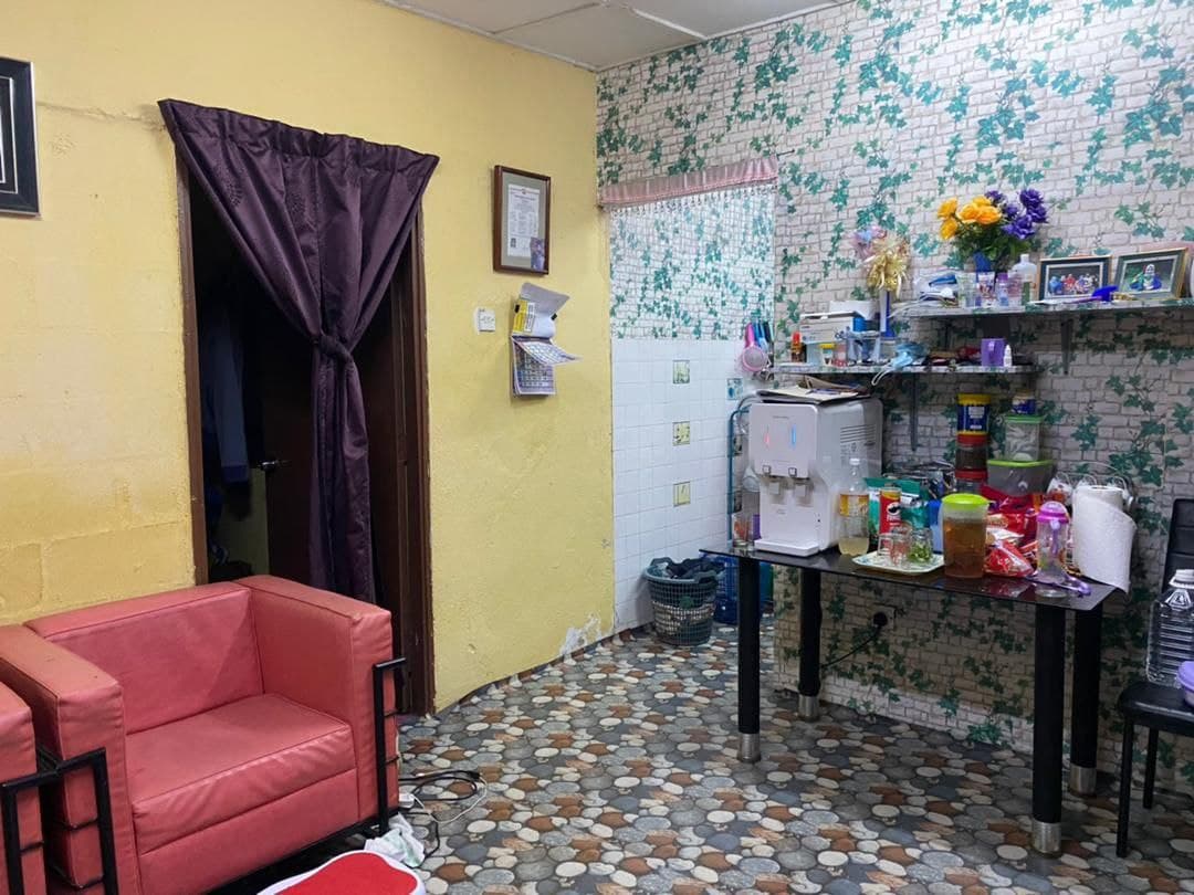 FLAT TAMAN PINGGIRAN BATU CAVES SELANGOR - photo 3