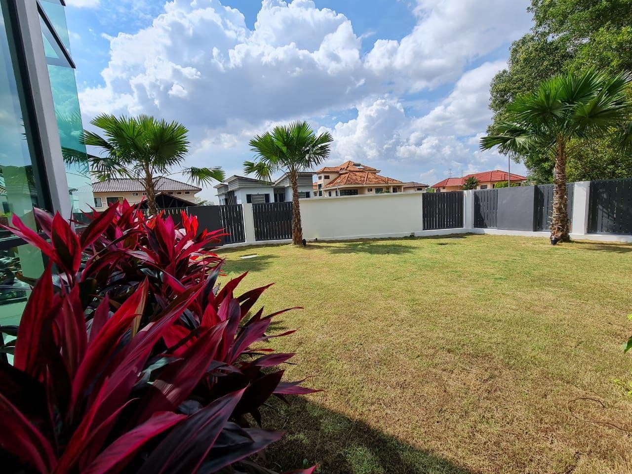 3 STOREY BUNGALOW SEKSYEN 8 SHAH ALAM - photo 8