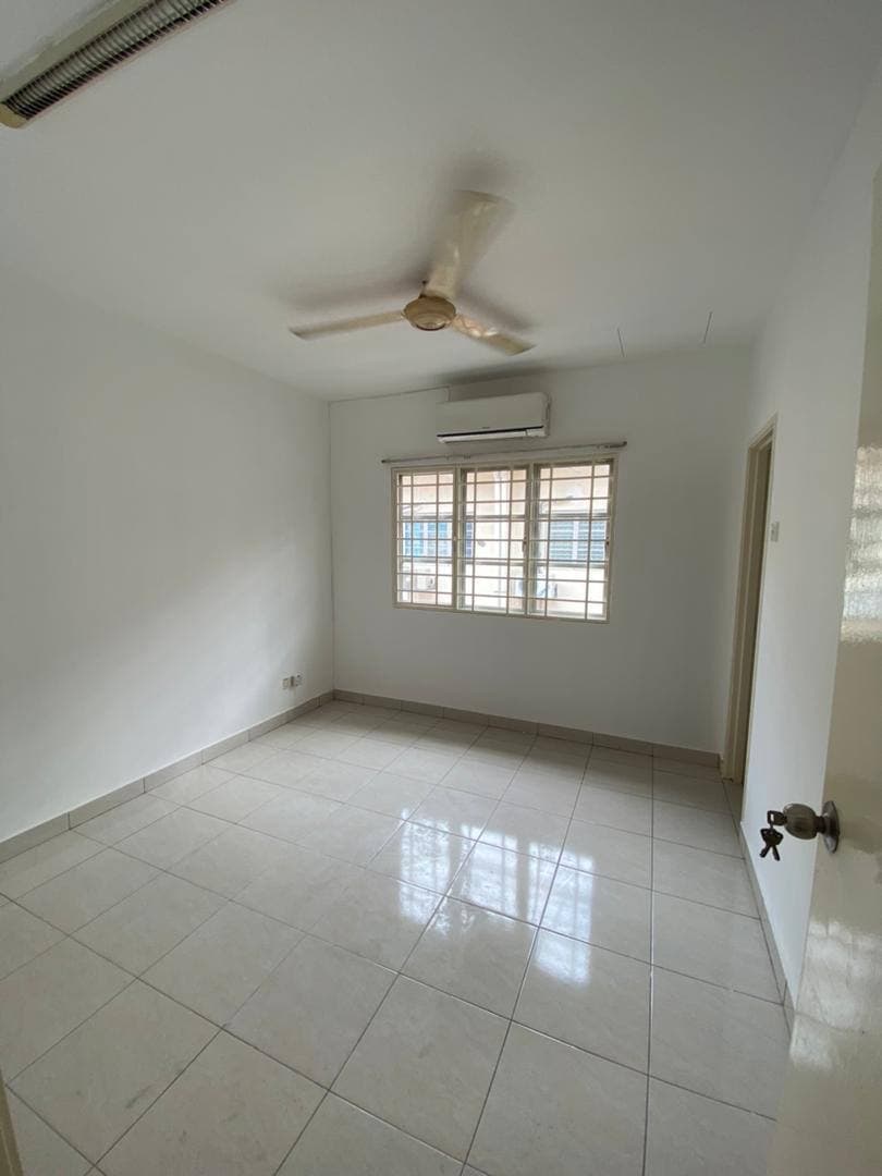 2 Half Sty Pesona Kemuning, Seksyen 25 Shah Alam - photo 3
