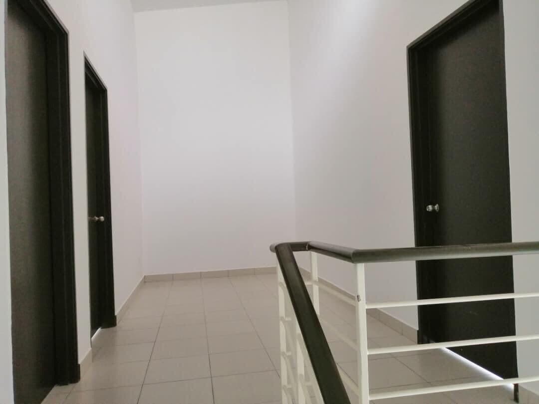 2 STY TERRACE CHERRY PUNCAK ALAM HILLPARK - photo 8