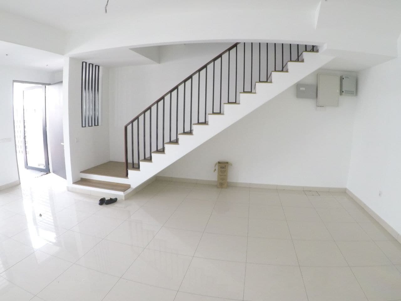 2 STY TERRACE ELMINA GREEN SEKSYEN U17 SHAH ALAM - photo 3