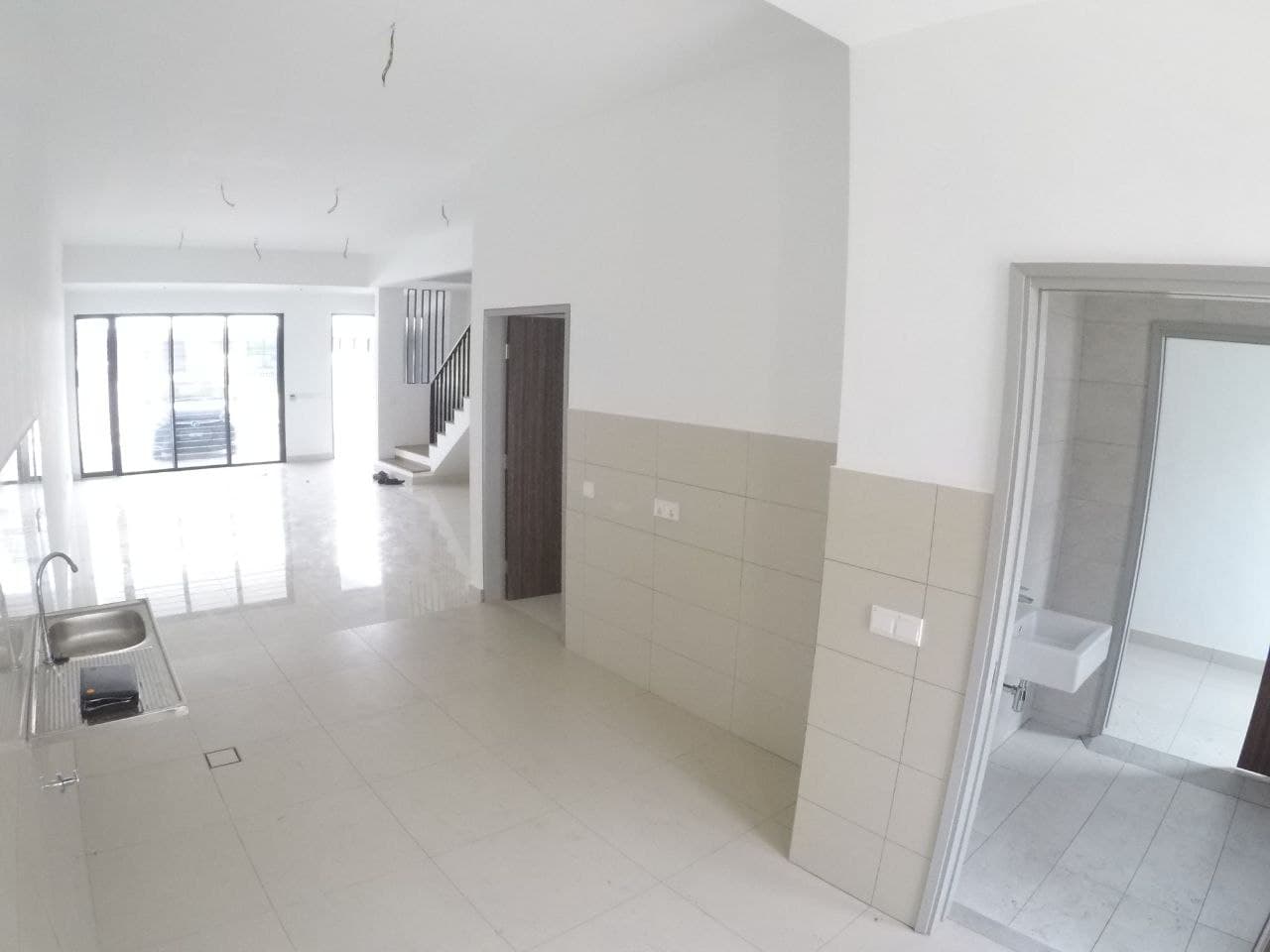 2 STY TERRACE ELMINA GREEN SEKSYEN U17 SHAH ALAM - photo 4