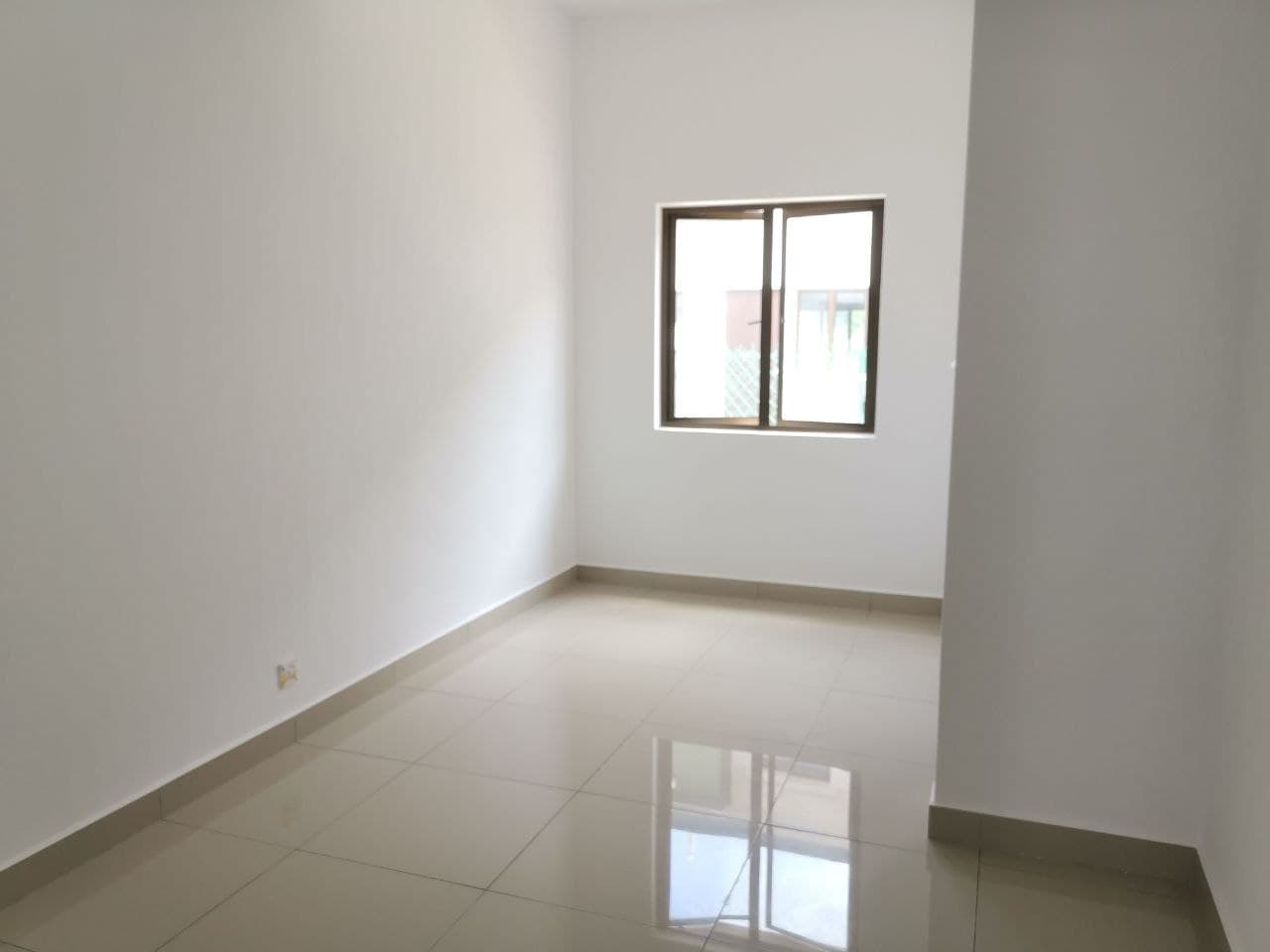 2 STY TERRACE TAMAN SAUJANA SEKATA SG MERAB KAJANG - photo 4