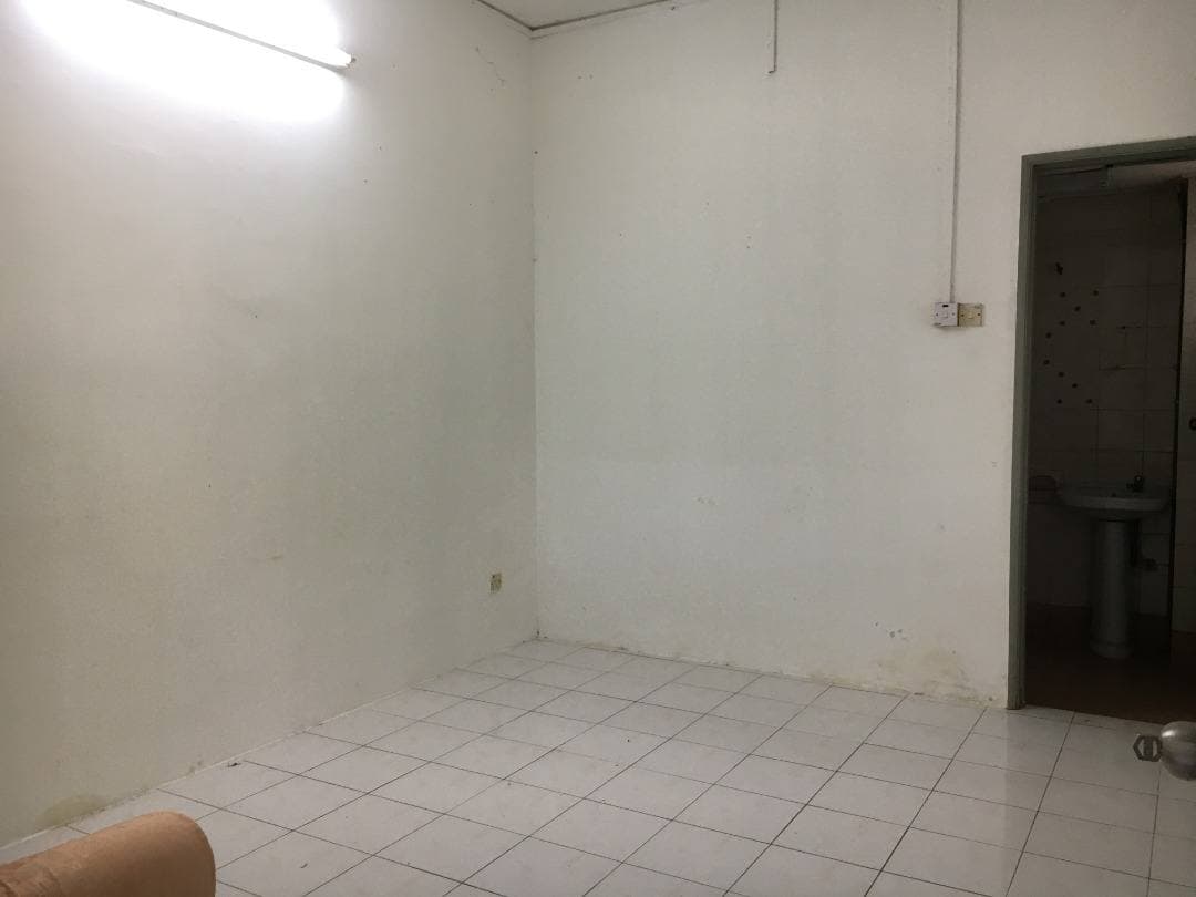 TOWNHOUSE CORNER LOT BUKIT RIMAU SHAH ALAM - photo 7