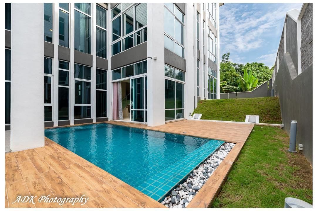 3 STOREY BUNGALOW KEMENSAH MELAWATI - photo 2