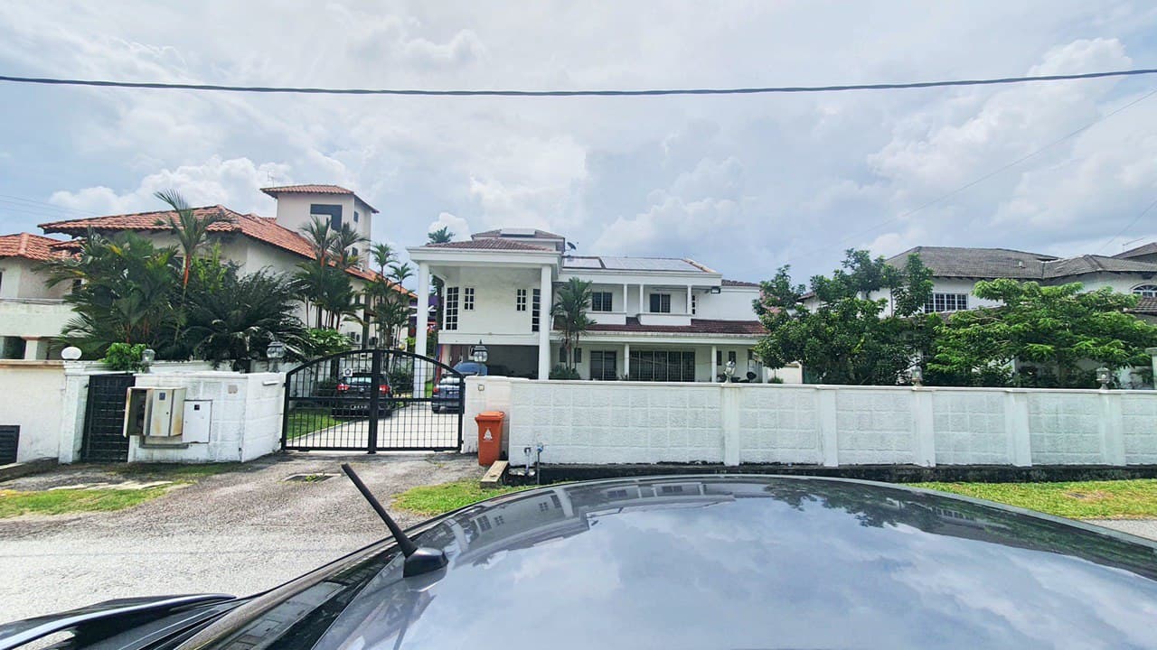 2 STOREY BUNGALOW TAMAN UNIVERSITI SS3 KELANA JAYA - photo 3