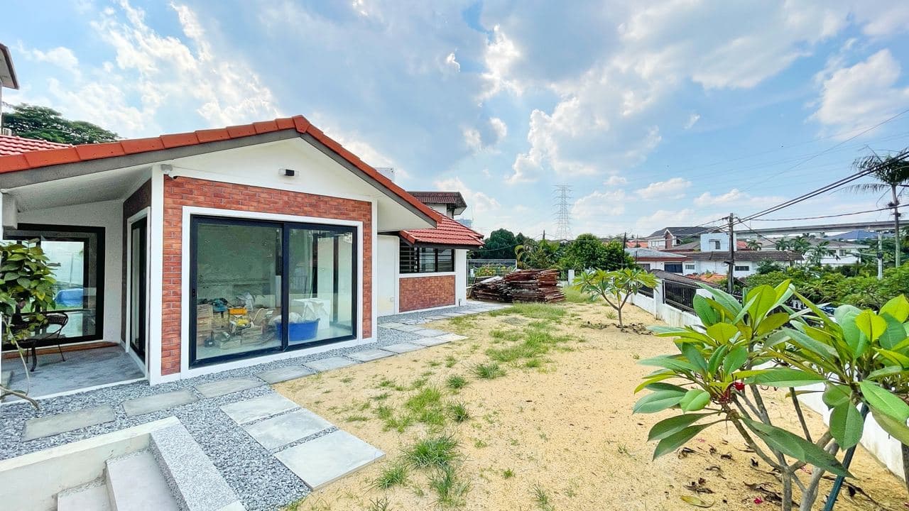 1 STOREY BUNGALOW SS1 KELANA JAYA PETALING JAYA - photo 3
