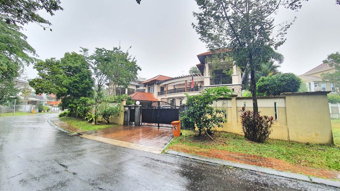 2 STOREY BUNGALOW JALAN MENARA BUKIT JELUTONG - photo 8