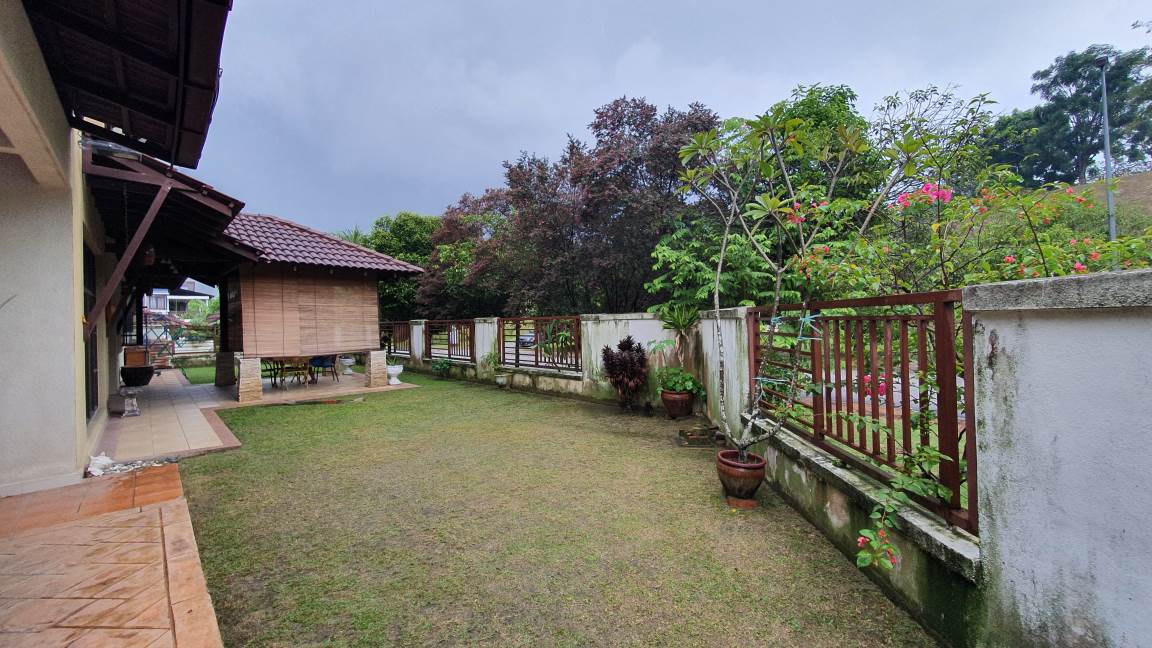 2 STY CORNER JLN JERIJI BUKIT JELUTONG SHAH ALAM - photo 4