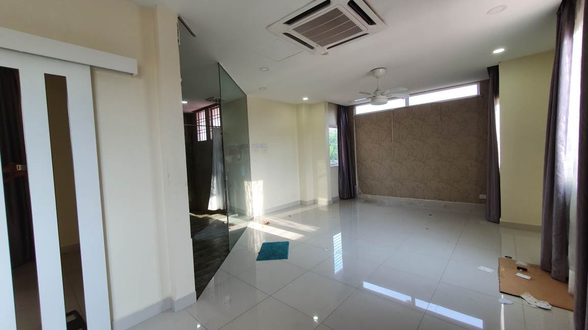 2 STOREY CORNER LOT JALAN SERAMBI BUKIT JELUTONG - photo 10