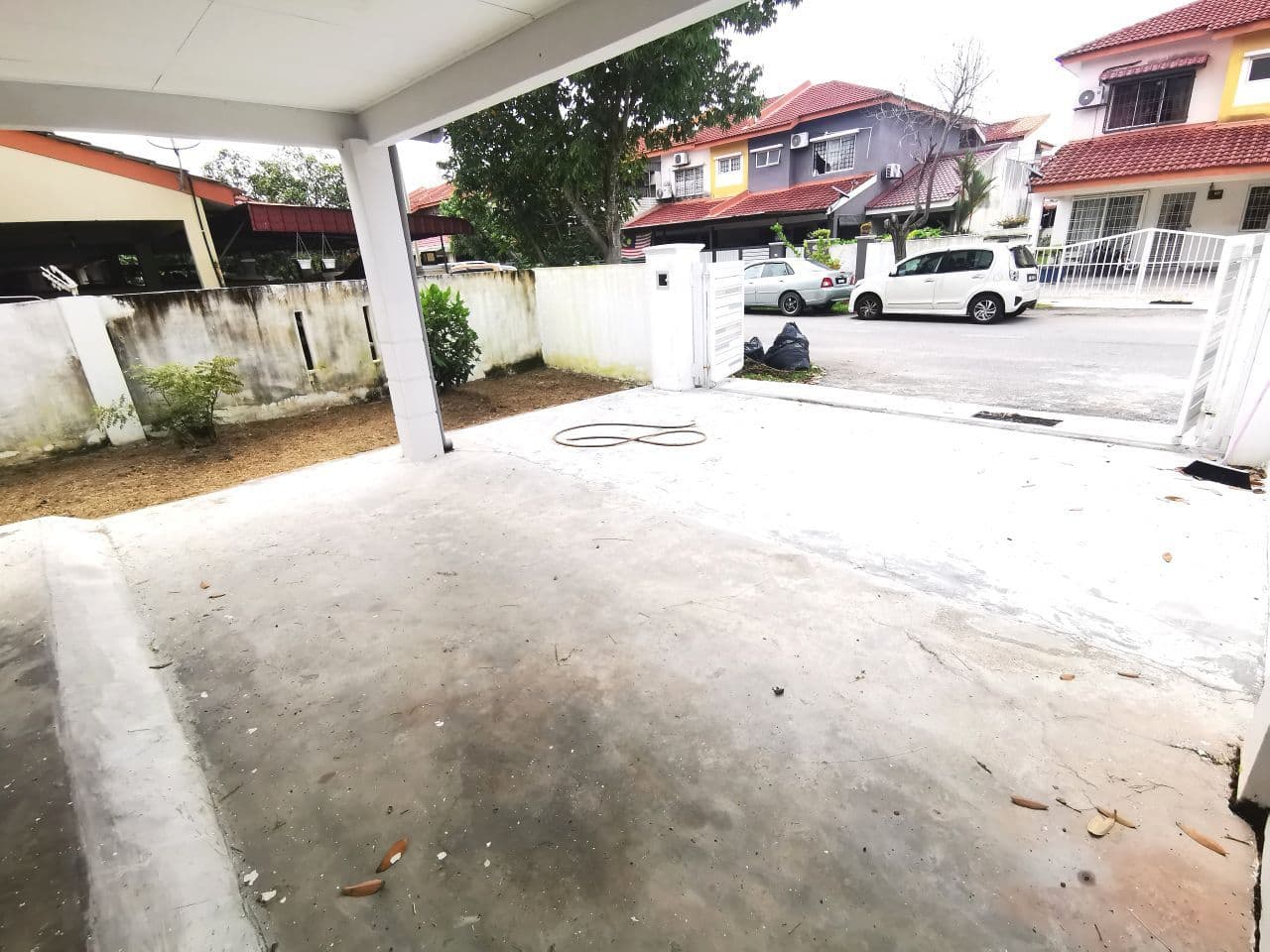 2 STOREY TERRACE JLN SP 6 BANDAR SAUJANA PUTRA - photo 3