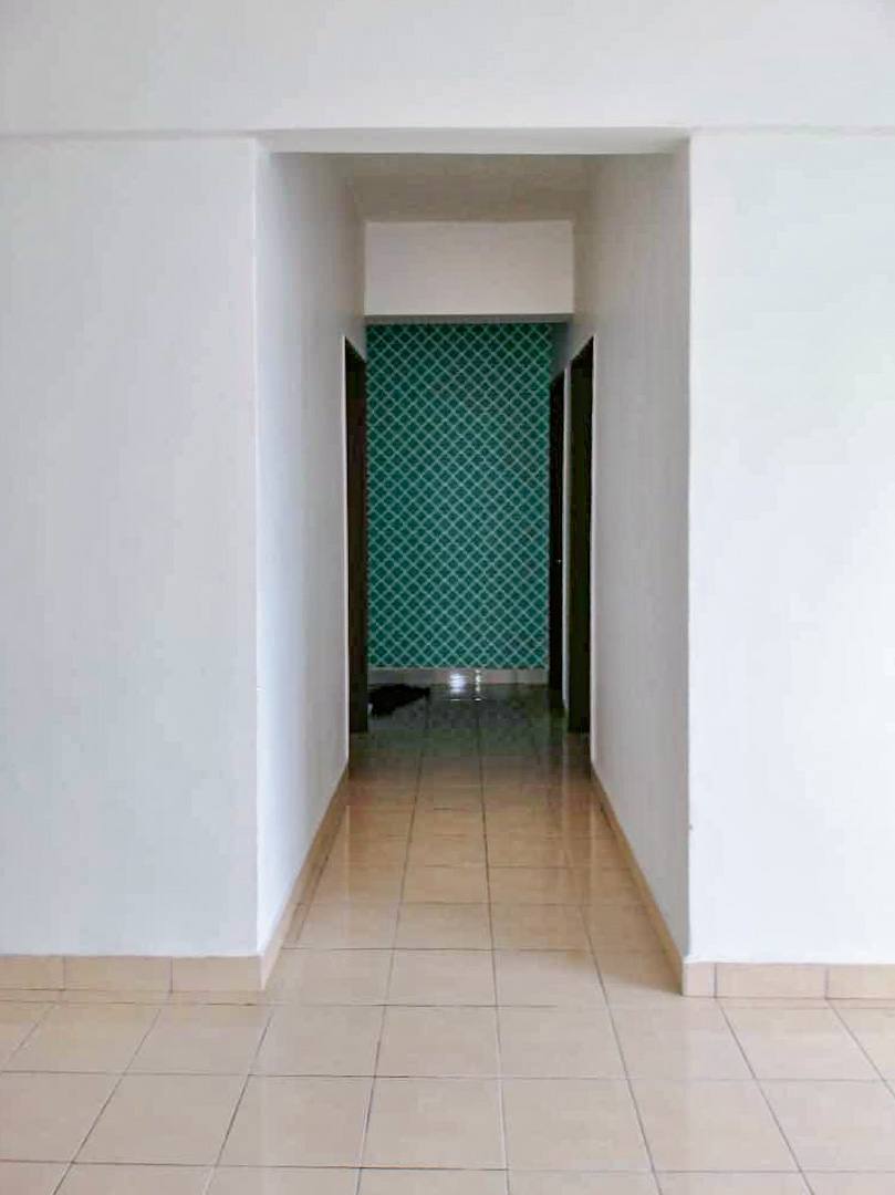 PUTRA INTAN CONDO JALAN PUTRA DENGKIL - photo 9