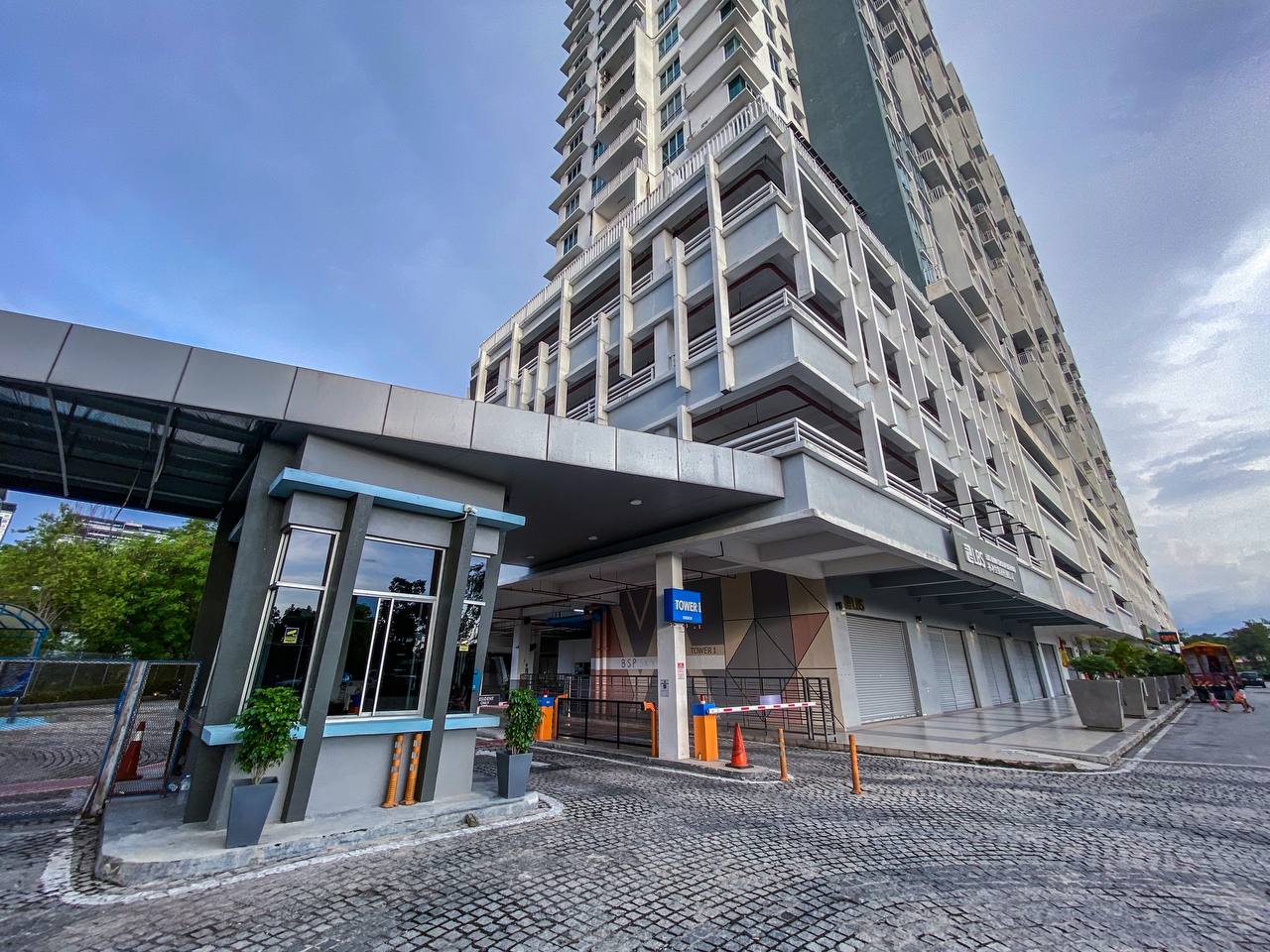 BSP SKYPARK CONDOMINIUM BANDAR SAUJANA PUTRA - photo 2