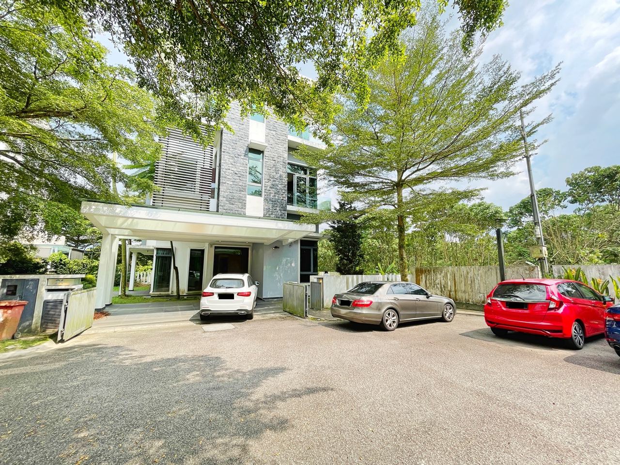 3 AND HALF BUNGALOW CASBELLA KOTA DAMANSARA - photo 8