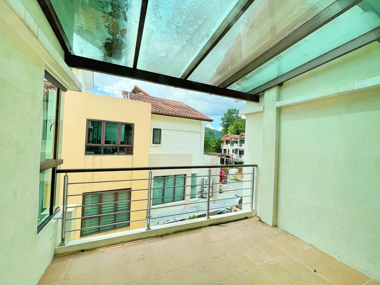 3 STOREY SEMI D RIVERVIEW KEMENSAH TAMAN MELAWATI - photo 8