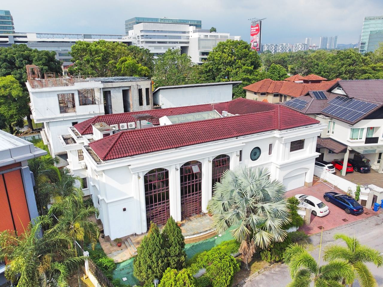 3 STY BUNGALOW SAUJANA LAKEVIEW SEKSYEN U2 - photo 8