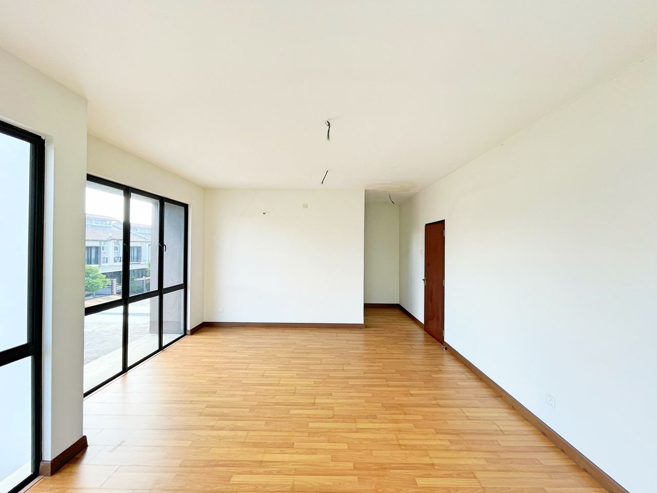 2 STOREY ANGULAR LOT SAFFRON HILLS DENAI ALAM - photo 7