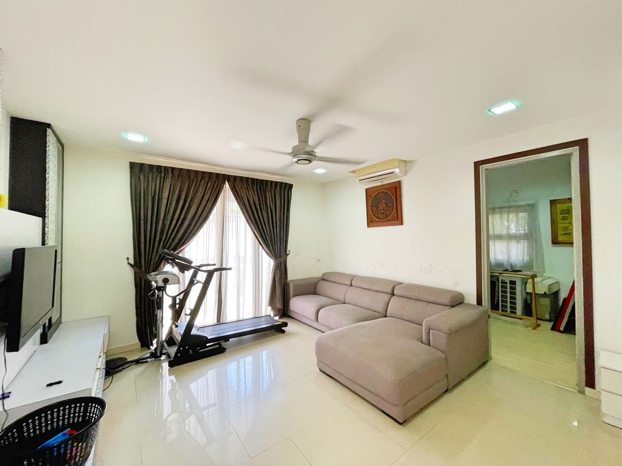 2 STOREY BUNGALOW LAMAN PERMAI SUBANG BESTARI - photo 3