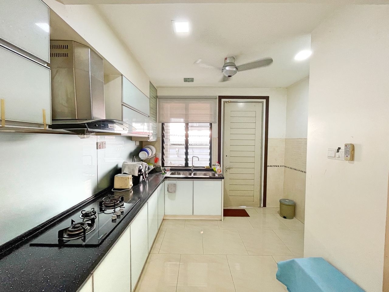 2 STOREY BUNGALOW LAMAN PERMAI SUBANG BESTARI - photo 5