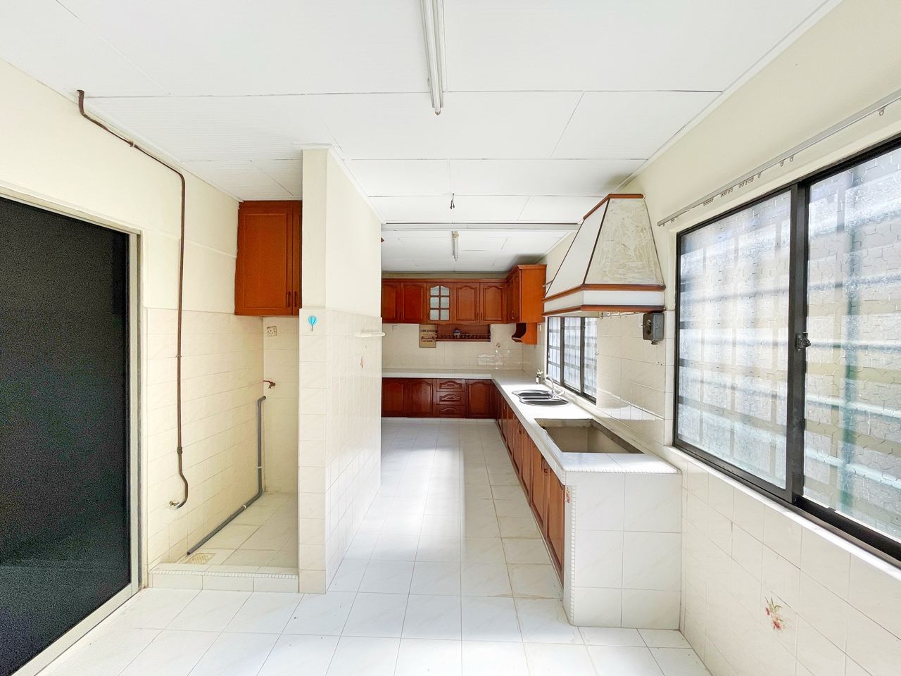 2 STOREY TERRACE HOUSE TTDI KUALA LUMPUR - photo 6