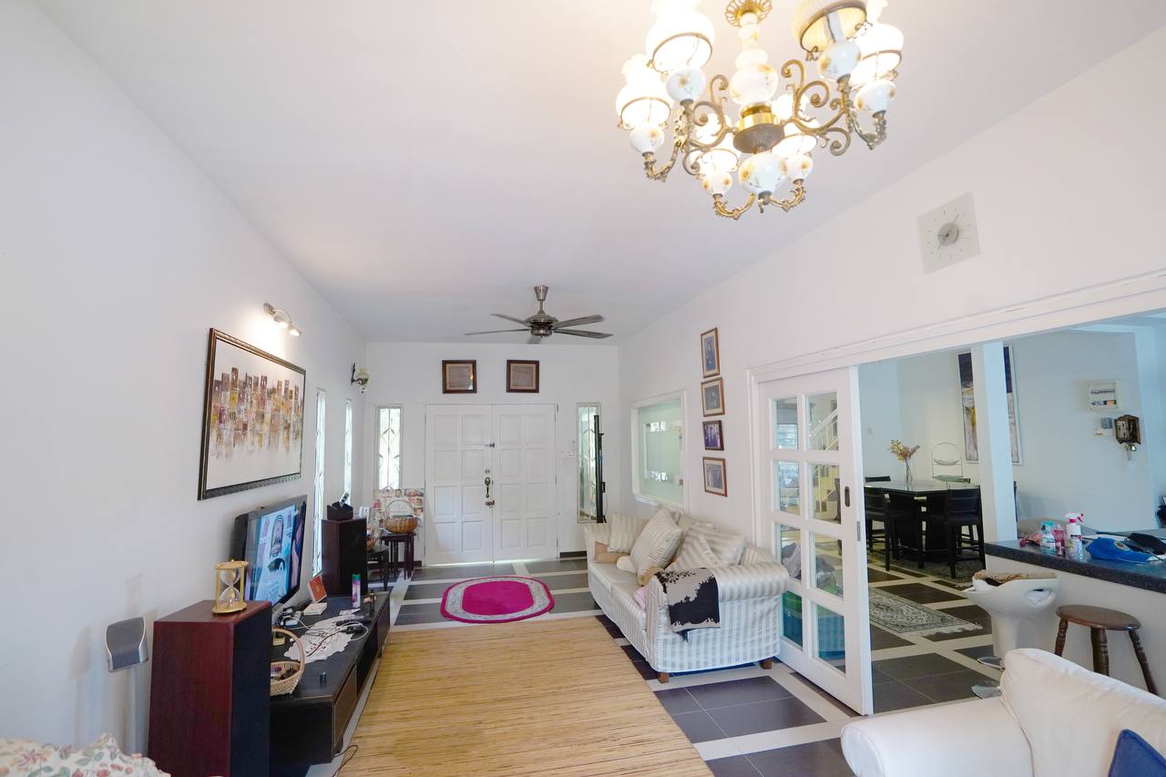 1 AND HALF STOREY BUNGALOW BUKIT BERUNTUNG RAWANG - photo 3